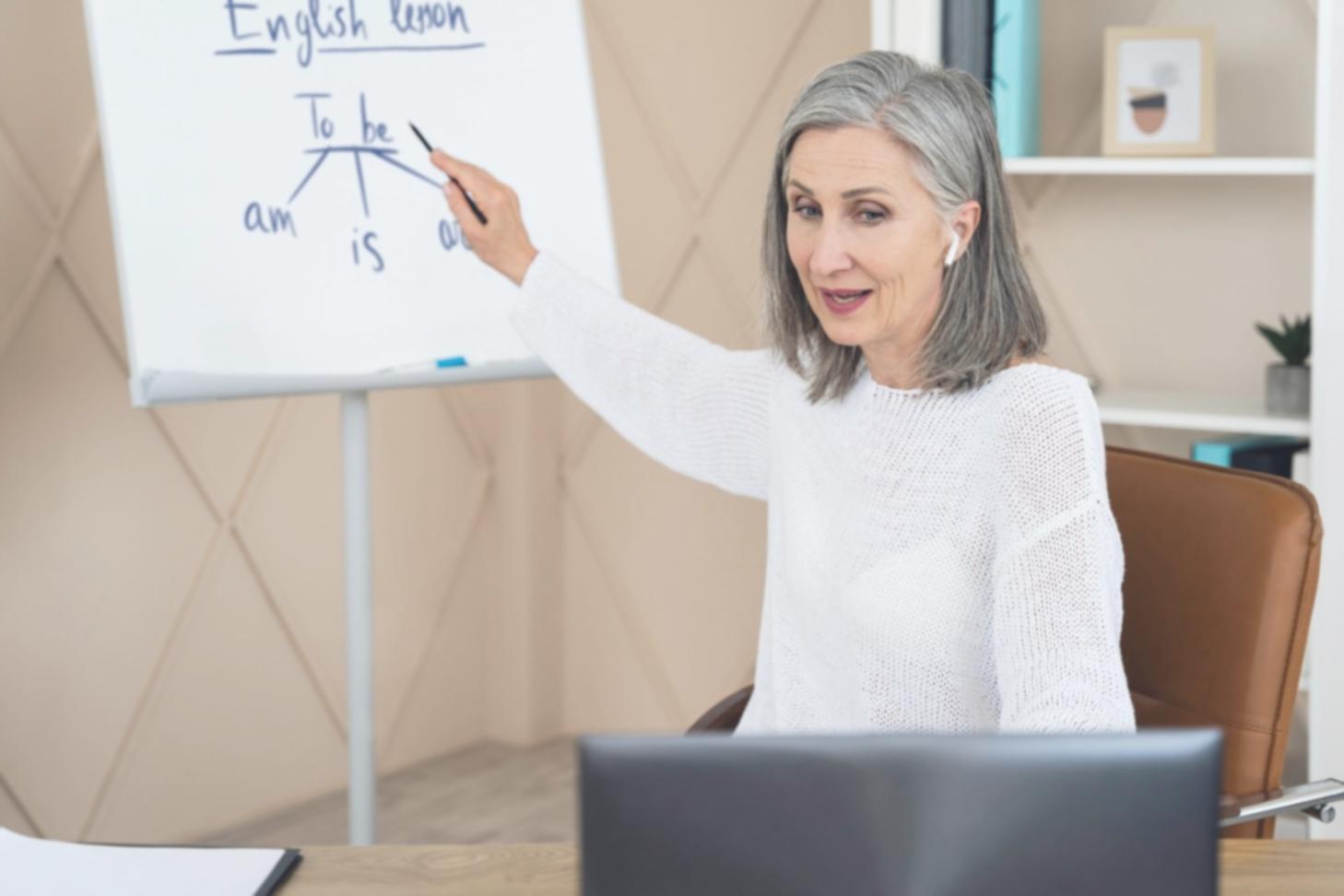 Sesión práctica de planificación presupuestaria con documentos reales